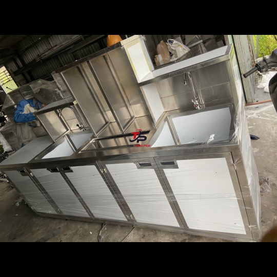 Quầy pha chế inox không rỉ cao cấp